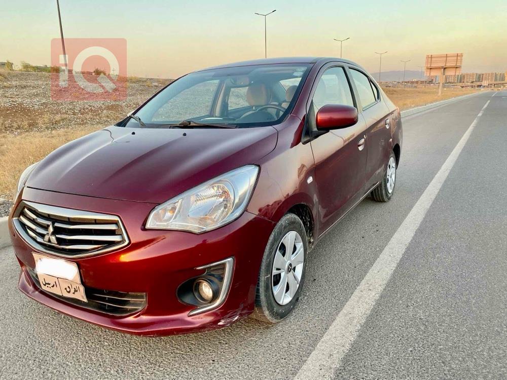 Mitsubishi Mirage G4